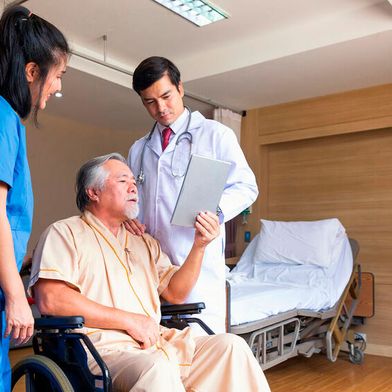 Im Reha-Alltag sollten digitale Lösingen die Abläufe vereinfachen, ohne für zusätzliche Komplexität zu sorgen. (Bild: © Thirawatana - stock.adobe.com)