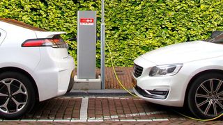 Der Marktanteil von Elektroautos nimmt zu, allerdings nach wie vor recht langsam. (gemeinfrei)