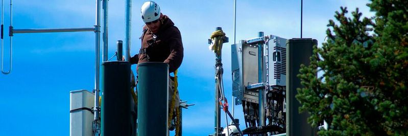 Mobilfunk für alle: Wo ein privatwirtschaftlicher Ausbau auch aufgrund von Versorgungsverpflichtungen oder Ausbauzusagen zeitnah nicht zu erwarten ist, will der Bund den Mastenbau fördern.(Bild:  gemeinfrei /  Pixabay)