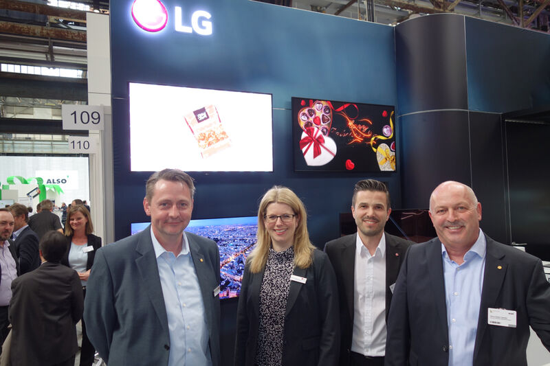 Liebe Grüße vom LG Team (v. l.) Frank Sander, Tanja Ludwig, Murat Oezden und Heinz-Dieter Speidel. (Bild: IT-BUSINESS)