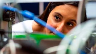 IoT und AR gehen Hand in Hand und helfen Unternehmen so, Probleme auch ohne Personal vor Ort zu lösen und ihre Effizienz zu steigern. (Bild: gemeinfrei)