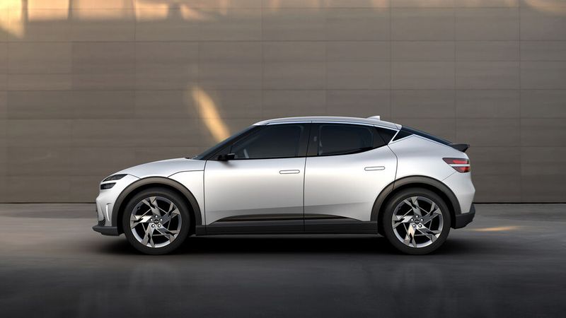 Die Türen öffnen sich per Gesichtserkennung. (Bild: Genesis)