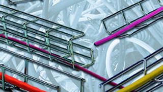 Gittersysteme für die offene Kabelführung sind prädestiniert für Fertigungsanlagen, die häufigen Veränderungen ausgesetzt sind. (Archiv: Vogel Business Media)