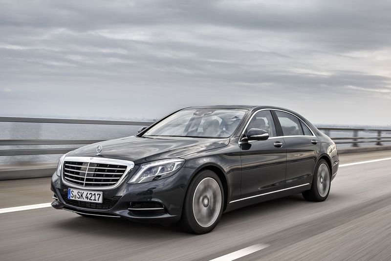 Auch in der Oberklasse setzte sich mit der S-Klasse ein Mercedes durch (554 Verkäufe). (Daimler)
