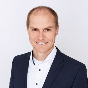 Dr. Quirin Görz, KUKA Chief Information Officer und CEO der neu gegründeten Digitalsparte, arbeitet seit 2013 für den Automatisierungskonzern.(Bild:  Kuka Group)