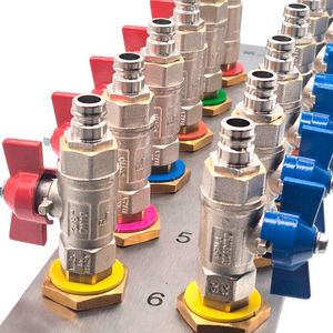 Temperature-control connection plates with selectable accessory components, easily configured online(Source:  Nonnenmann)