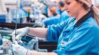 Die aus der Zentrale in Mulfingen betreute industrielle Lufttechnik wuchs um 6,3 % auf 1.451 Mio. Euro (Vorjahr: 1.365 Mio. €). (EBM Papst)