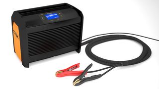 Mit nur vier Tasten und einem verständlichen LCD-Display kann der Anwender das PRO120 bedienen. (Ctek)