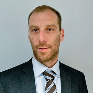 «Schweizer sollten von unserer mehrsprachigen Kultur profitieren, damit sie sich noch besser differenzieren können. Deshalb würde ich den jungen Westschweizern anraten, ihre Sprachkenntnisse durch ein oder zwei Jahre Arbeit in der Deutschschweiz zu vervollständigen.» Yvan Meyer, CEO von Dixi Machines in Le Locle.