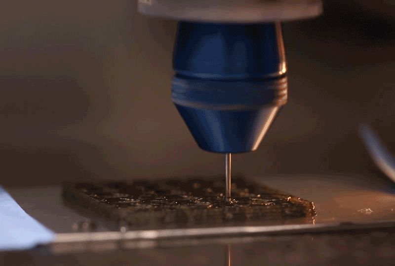 A novel 3D printing method, called “rotational 3D printing,” yields unprecedented control of the arrangement of short fibers embedded in polymer matrices. Researchers used additive manufacturing technique to program fiber orientation within epoxy composites in specified locations, enabling the creation of structural materials that are optimized for strength, stiffness, and damage tolerance.  (Lewis Lab/Harvard Seas)