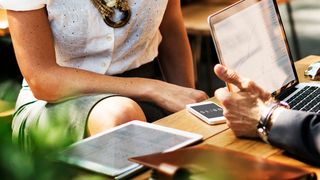 Trotz eines Männerüberschusses in den Bereichen Industrie 4.0 und IoT gibt es auch eine Vielzahl an weiblichen Expertinnen. (Bild: Pexels)