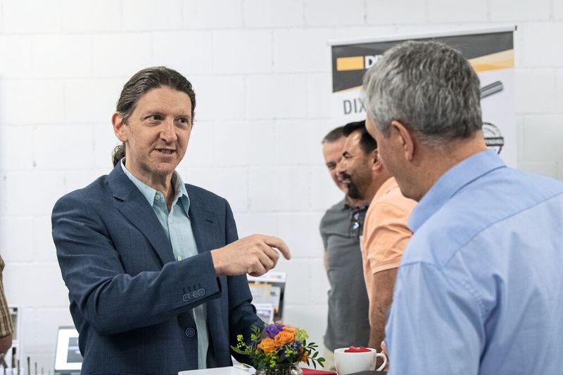 Zwischen den Referaten gab es Zeit für die Ausstellung, interessante Gespräche und Networking. (Bild: Thomas Entzeroth)