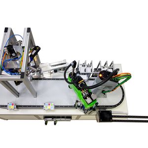 Der Lexium MC12 multi carrier ist ein neues Transportsystem, das Objekte für diskrete Prozesse in Maschinen bewegt, positioniert oder gruppiert. Durch neue Linear-Motion- und Digital-Twin-Techniken schaffe es dabei neue Freiheiten.(Bild:  Schneider Electric / A. Schelbert)