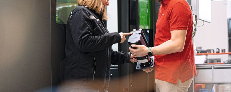 Bystronic suchte eine wirtschaftliche Antriebslösung für die Laserschneidmaschine By Cut Eco, die alle Anforderungen an Dynamik und Genauigkeit erfüllt. (Bild:  Bystronic)