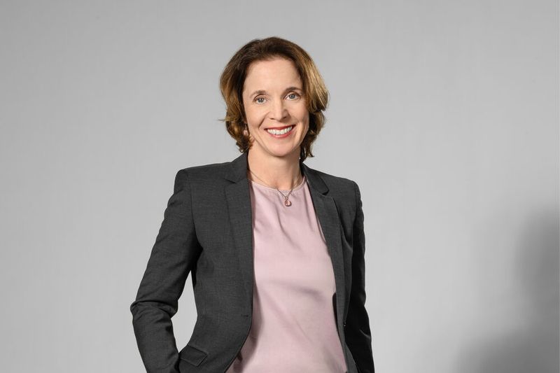 Symrise erweitert seinen Vorstand und hat die Managerin Dr. Stephanie Coßmann zum Vorstand für das neu geschaffene Ressort Personal und Recht berufen. (Bild: Symrise)