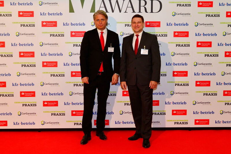 ... sowie Oliver Martin (li.) und Jörg Franke von Citroën Deutschland. (Vogel Business Media)