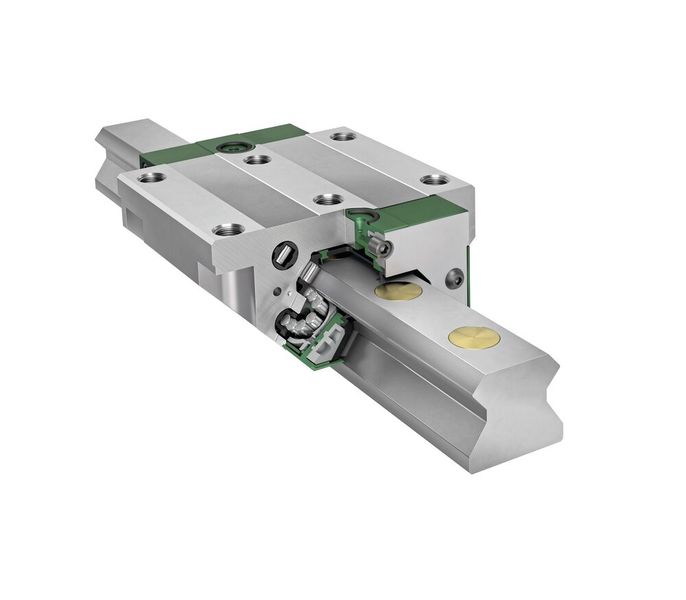 Die Rollenumlaufeinheiten RUE-E und ein Stützabstand von etwa einem Meter in der Z-Achse sorgen für die nötige Steifigkeit und Präzision während der Bearbeitung. Sie müssen auch das gewaltige Drehmoment von 27.500 Nm übertragen. (Bild: Schaeffler)