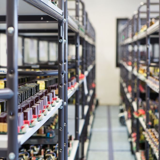 fertigung_tht-bestueckung_04.jpg (EA Elektro-Automatik GmbH & Co. KG)