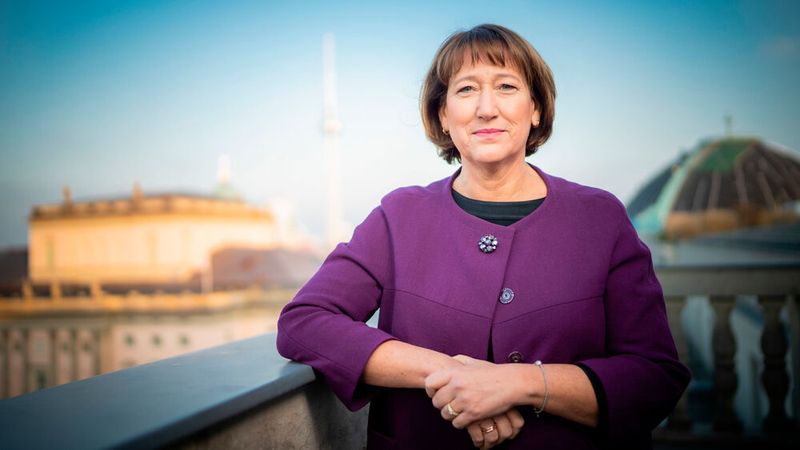 Hildegard Müller dürfte entspannt ins kommende Wochenende gehen. Hildegard Müller dürfte entspannt ins kommende Wochenende gehen.