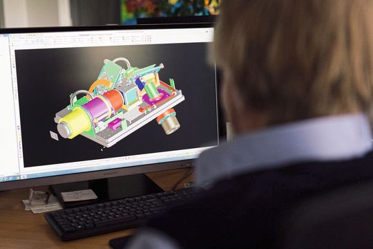 Konstruktion bei In-Vision: Vom Erstentwurf bis zum „End of Life“ durchgängig digitale Prozessketten.(Bild:  IN-VISION)