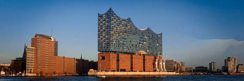 Der Smart City Index hat einen klaren Sieger hervorgebracht: Hamburg führt im Gesamtranking mit zehn Punkten Vorsprung und ist damit Benchmark für die Digitalisierung von Kommunen in Deutschland. (Bild:  gemeinfrei /  Pixabay)