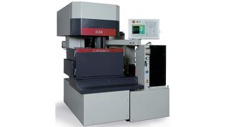 Die BA8 ist eine Drahterodiermaschine von Mitsubishi Electric, die für eine flexible Automation vorbereitet ist. Bild: Mitsubishi Electric (Archiv: Vogel Business Media)