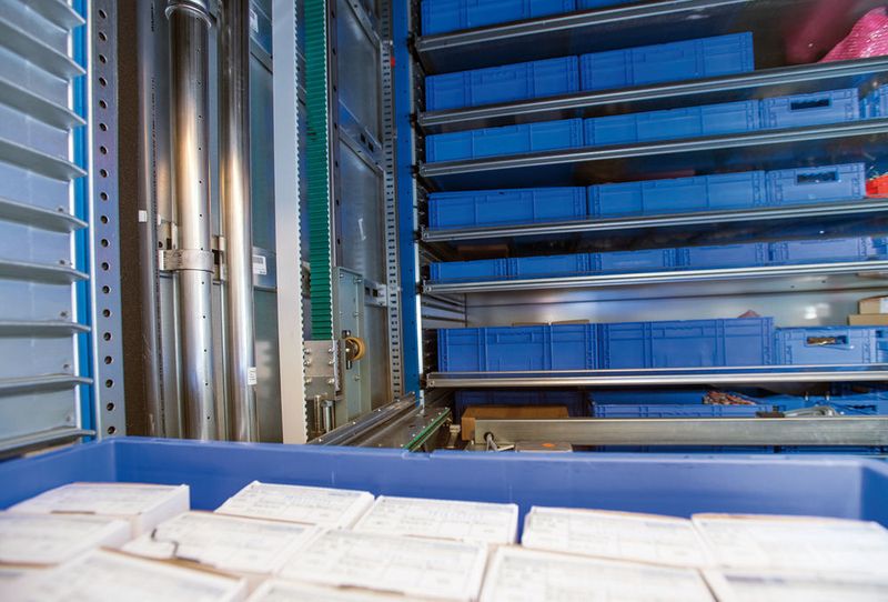 Bei Engel Elektroantriebe ist ein automatisiertes Lagersystem von Kardex Remstar mit innovativer, integrierter Brandschutztechnologie im Einsatz. (Kardex Remstar)
