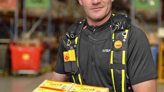 Mit der Vocal Vest sollen die Nachteile von Headsets der Vergangenheit angehören. (Bild: IBS)