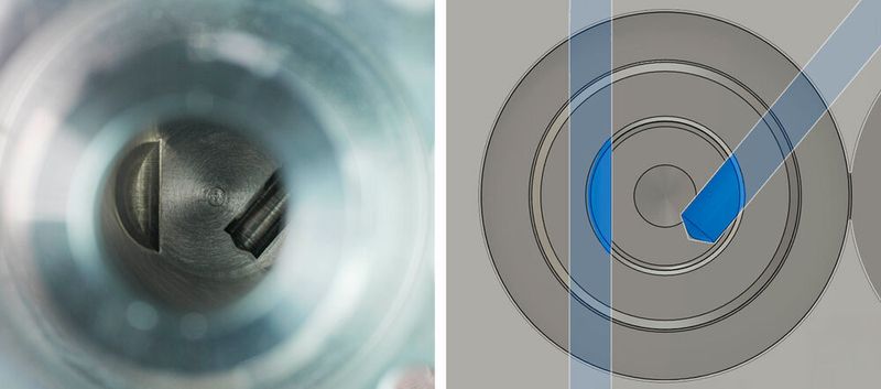 Linker Ausbruch auf der Bodenfläche: eine Tieflochbohrung schneidet halboffen die Bodenfläche. Diese wird mit dem HSD-Entgratwerkzeug durch die Tieflochbohrung  prozesssicher entgratet.  (Bild: Kempf)