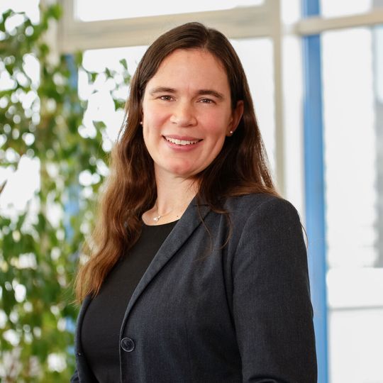 Dipl.-Ing. Katja Wendler ist Fachbereichsleiterin Rohstoffe beim DECHEMA e.V(Bild:  DECHEMA / Sven Langer)