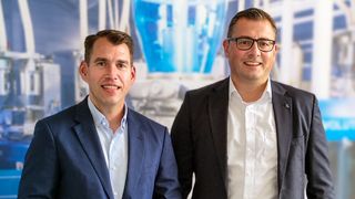 Reifenhäuser konzentriert jetzt die Blasfolienkompetenz unter der Einzelmarke Reifenhäuser Blown Film. Das soll nach Aussage der Geschäftsführer (von Links) Marcel Perrevort und Andreas Neuss die Entwicklungsschlagkraft erhöhen. (Reifenhäuser)