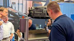 Auf der Automechanika demonstrierte Meyle den Besuchern, wie der Getriebeölwechsel praktisch funktioniert. Das Unternehmen bietet auch die nötigen Kits an. (Bild: Rosenow – VCG)