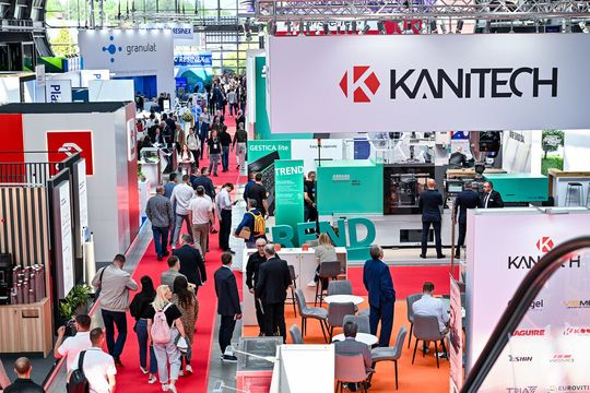 With live-running machinery, international premieres and investment deals worth millions of euros, Plastpol 2026 marked its 30th anniversary as a key meeting point for the global plastics industry.(Source:  Michał Stańczyk/ Plastpol)