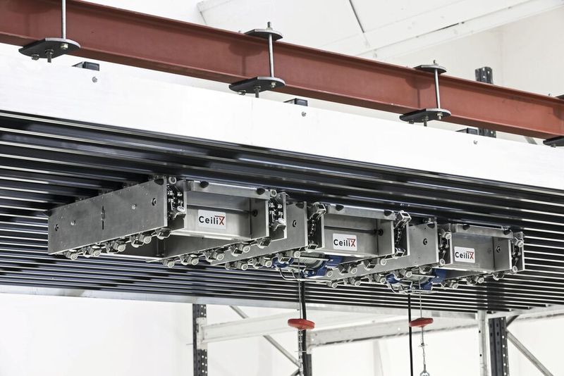 Der InfinityCrane lässt sich vollkommen frei und ohne räumliche Einschränkungen in alle Richtungen bewegen. (Bild: Ceilix)