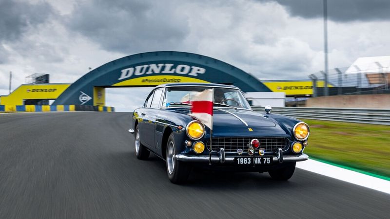 1963er Ferrari 250 GTE 2+2 Series III „Le Mans Safety Car“ (Schätzwert: 550.000 bis 650000 Euro) (Bild: Autoren-Union Mobilität/RM Sotheby's)