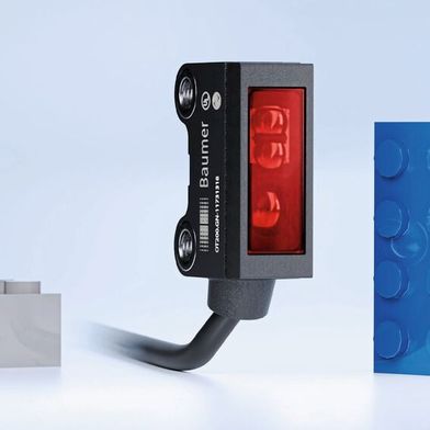 The new Baumer ToF sensors OT200 (pictured) and OT330 combine time-of-flight technology with specific optics and sophisticated algorithms. Typical application fields include intralogistics, equipment manufacturing, and solar and semiconductor production. (Image:Baumer)
