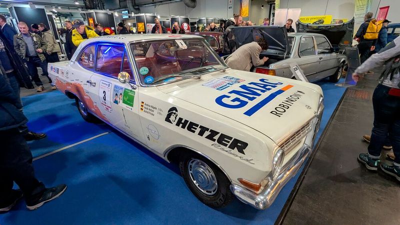 Nicht hetzen aber Hetzer: einstiger „Einsatzwagen“ der berühmte Automobilistin Heidi Hetzer.  (Bild: Dominsky – VCG)