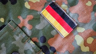 Können die Streitkräfte auf externe Unterstützung überhaupt verzichten? (Joerg Huettenhoelscher - stock.adobe.com)