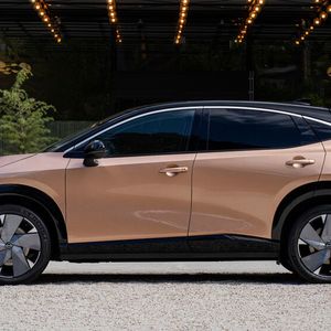 Die neue E-Palette soll nicht billig gemacht sein. Einen Hinweis darauf liefert schon der Ariya, der auf der etwas größeren Plattform CMF-EV läuft.(Bild:  Nissan)