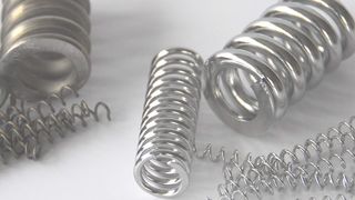 Mit einem Poligrat-Verfahren bearbeitete Federn (Bild: Poligrat)