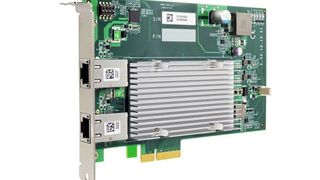 Mit der 2-Port 10GigE Netzwerkkarte benötigen Kameras, die z.B. für industrielle Machine Vision-, Überwachungs- und Beobachtungs-Anwendungen eingesetzt werden, keine separate Stromversorgung. (Aprotech)