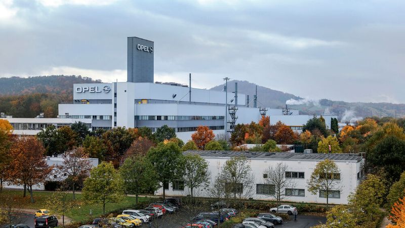 Die Produktion im Opel-Werk Eisenach läuft stabil.(Bild:  Opel)