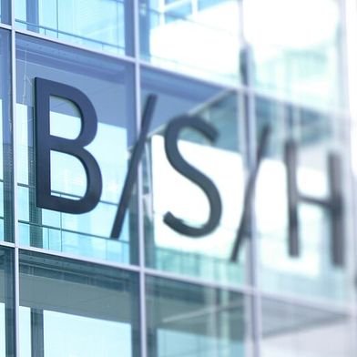 Die Marktlage macht es für den Hausgerätehersteller BSH leider nötig, sich von weit über tausend Mitarbeitern zu trennen. Hier die Begründung ... (Bild: BSH)