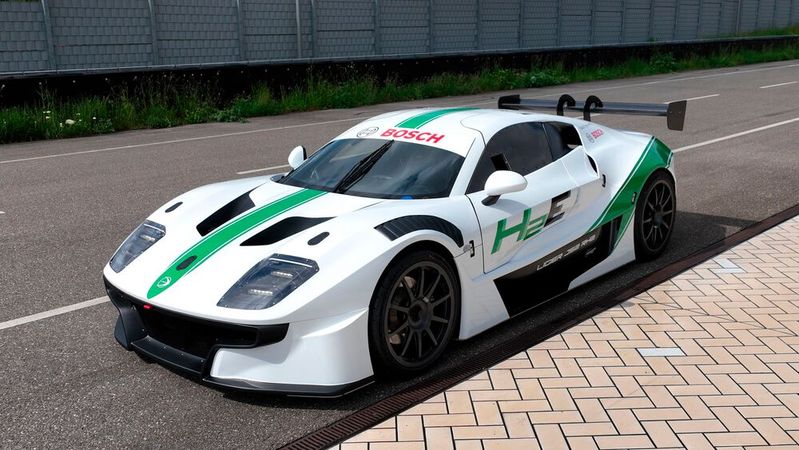 Bosch hat den V6-Benzinmotor des Ligier-Rennwagens auf Wasserstoffverbrennung umgestellt.(Bild:  Bosch)