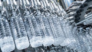 Mit der neuen Füllventilkomponente Proportional Flow Regulator (PFR) hat Krones die Voraussetzungen  für eine wesentlich flexiblere Abfüllung geschaffen. Mit diesem proportionalen Regelventil kann jede beliebige Fliessgeschwindigkeit hergestellt werden. (Krones)