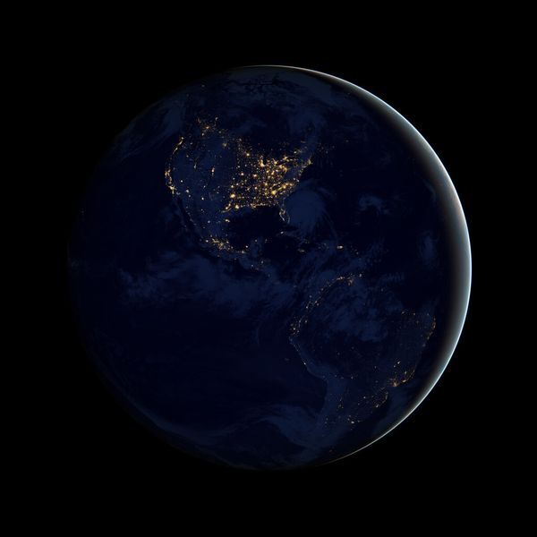 Black Marble Bild des amerikanischen Kontinents (NASA)