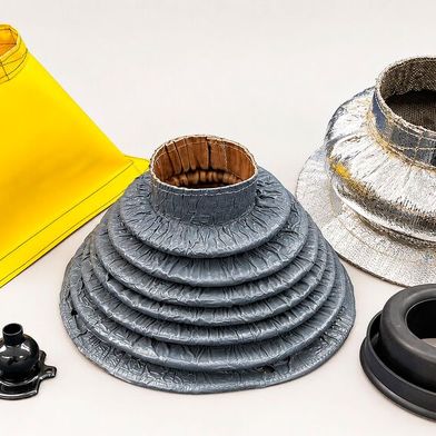 Das sind typische Beispiele für Faltenbalg-Sondersysteme von Höhl & Westhoff: Ausführungen mit konischem Design, stufigen Versätzen, Aussparungen, Reiß- oder Klettverschlüssen oder außergewöhnlichen Montageelementen. Lesen Sie hier, was es sonst noch gibt ... (Bild: Höhl & Westhoff)