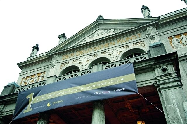 Symantec hatte ins Münchner Prinzregententheater eingeladen. (Archiv: Vogel Business Media)