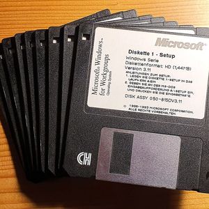 Richard Huber(Bild:  Windows for Workgroups 3.11 mit 9 Setup HD-Disketten / / CC BY-SA )
