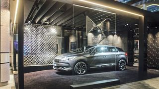 Ein Stück Vergangenheit: Die PSA-Premiummarke DS Automobiles war 18 Monate im Londoner Einkaufszentrum Westfield präsent. (Bild: DS Automobiles)